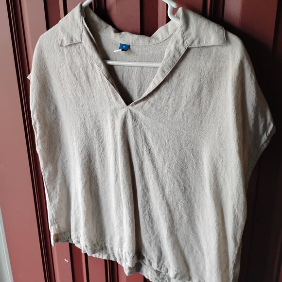 Cropped Linen Shirt - Picture 1 of 3